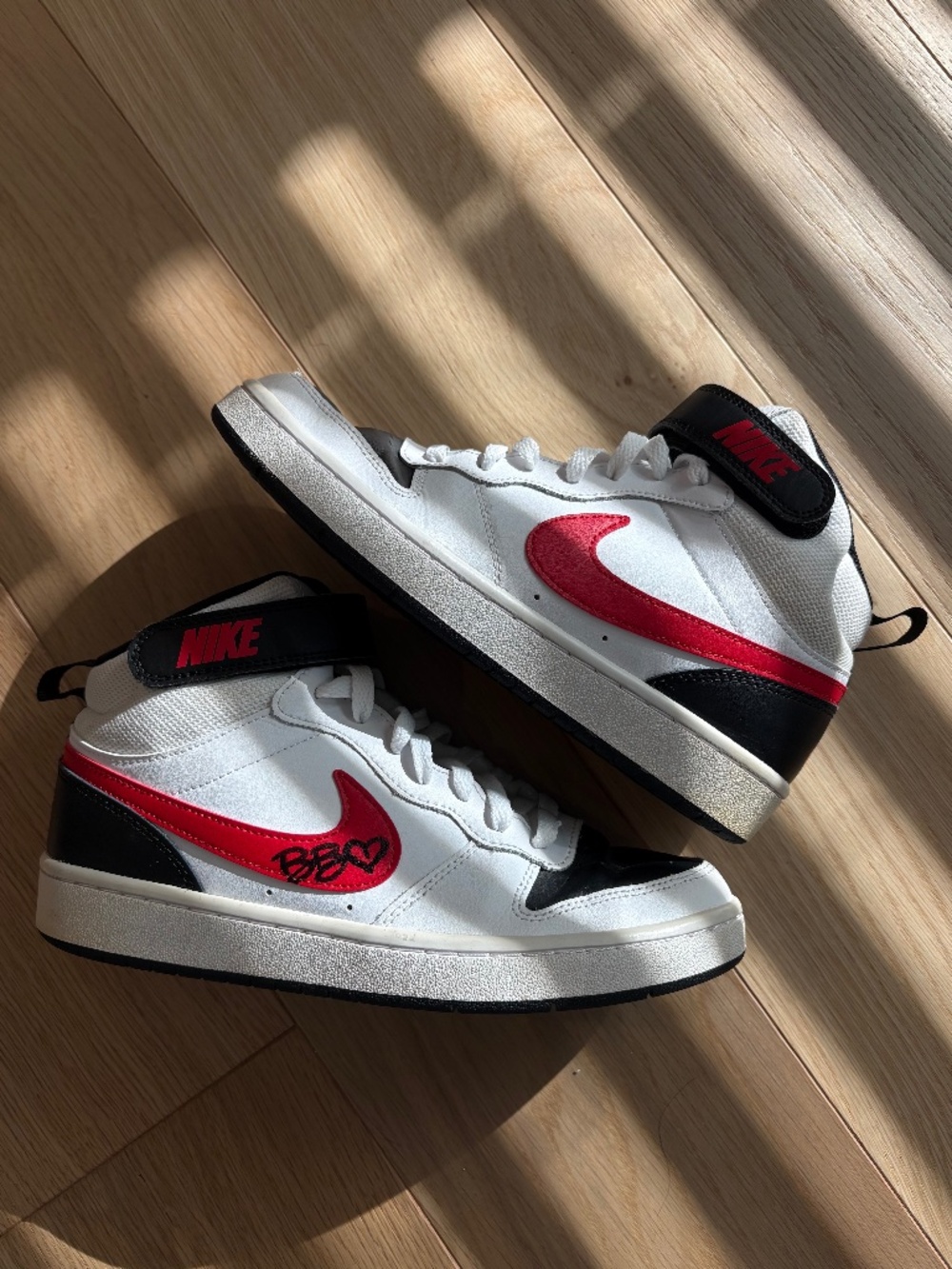 Benson Boone signed Nike Courts Borough mid 2